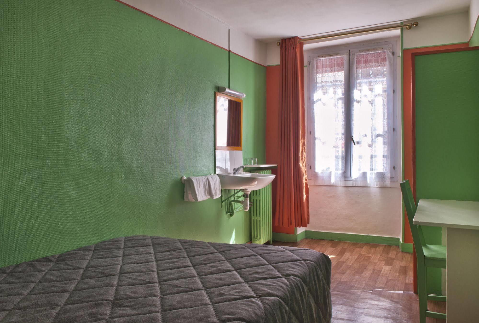 Hotel Du Commerce Париж Экстерьер фото