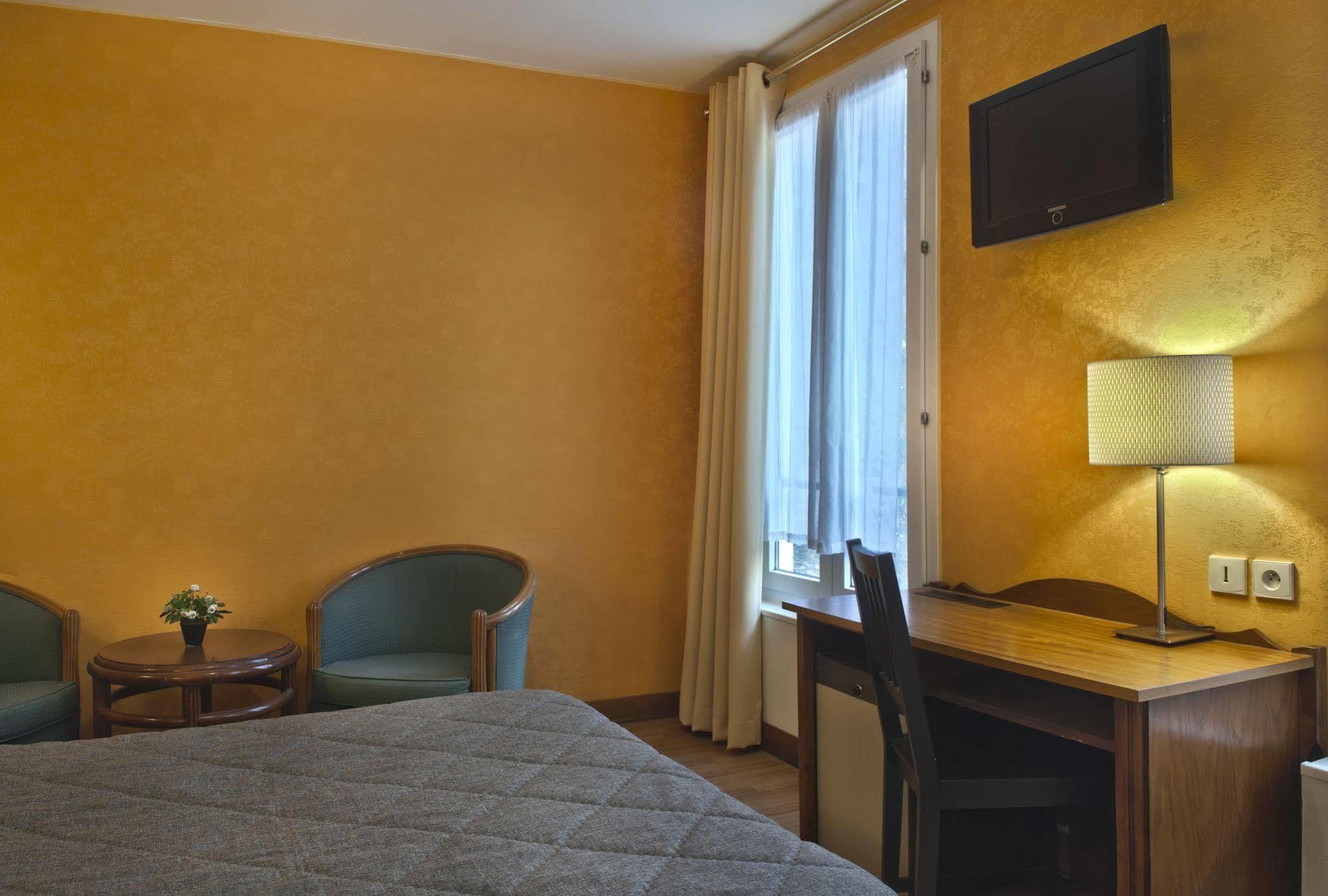 Hotel Du Commerce Париж Экстерьер фото