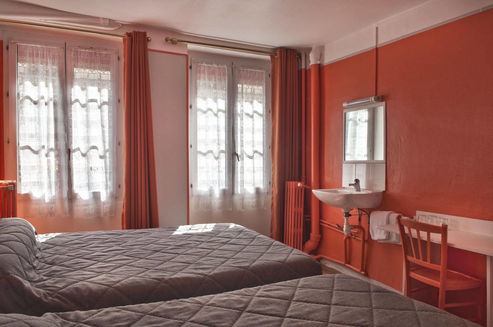 Hotel Du Commerce Париж Экстерьер фото